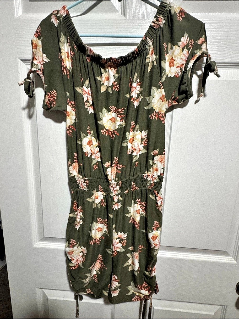 Derek Heart Olive Green Floral Off-Shoulder Romper Large